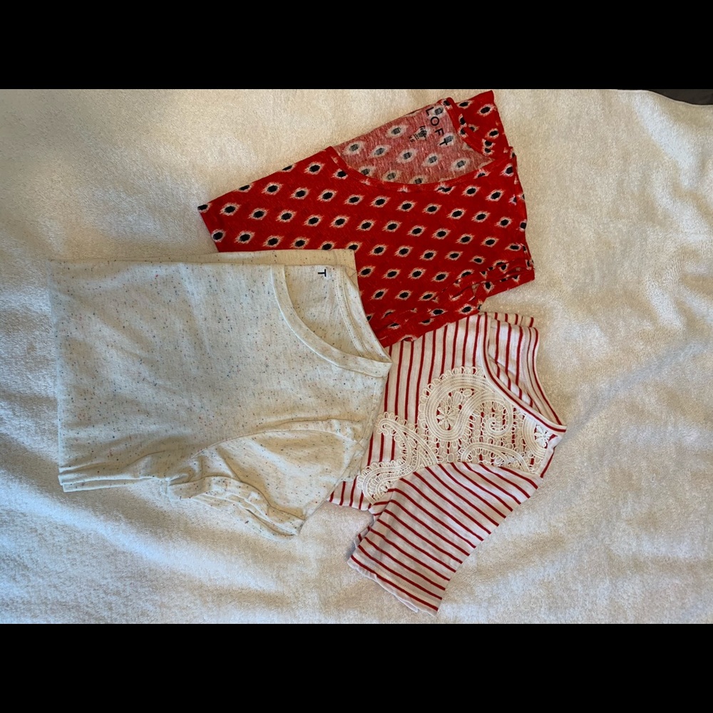 Bundle of 3 Loft t-shirts size XS